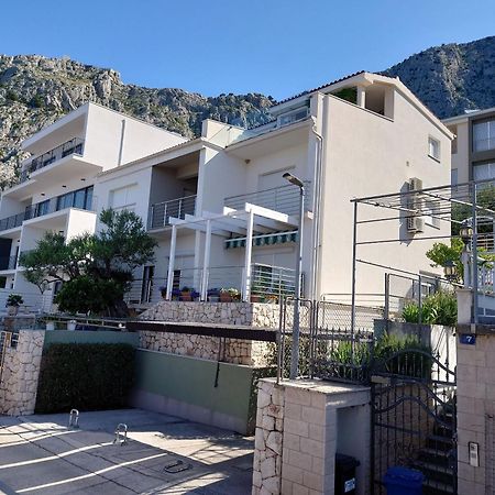 Apartment Sreta Omiš Dış mekan fotoğraf